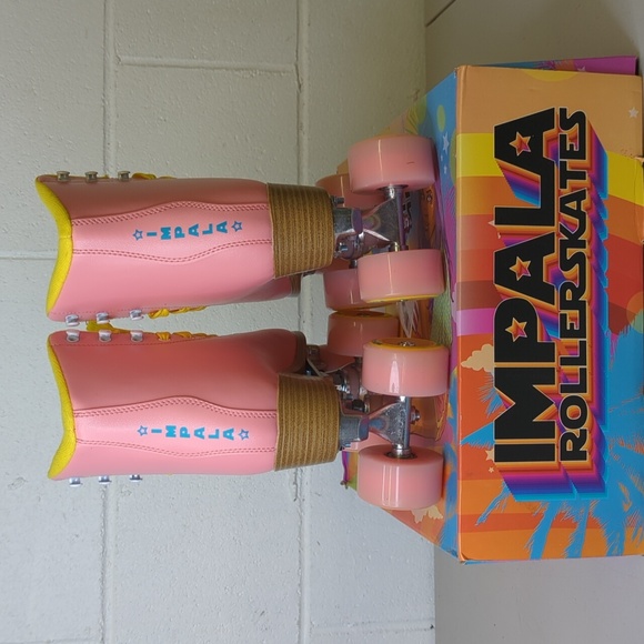 New w/box Impala rollerskates SZ 7 Womens pink yellow sidewalk groovy gift 70's - Picture 3 of 7